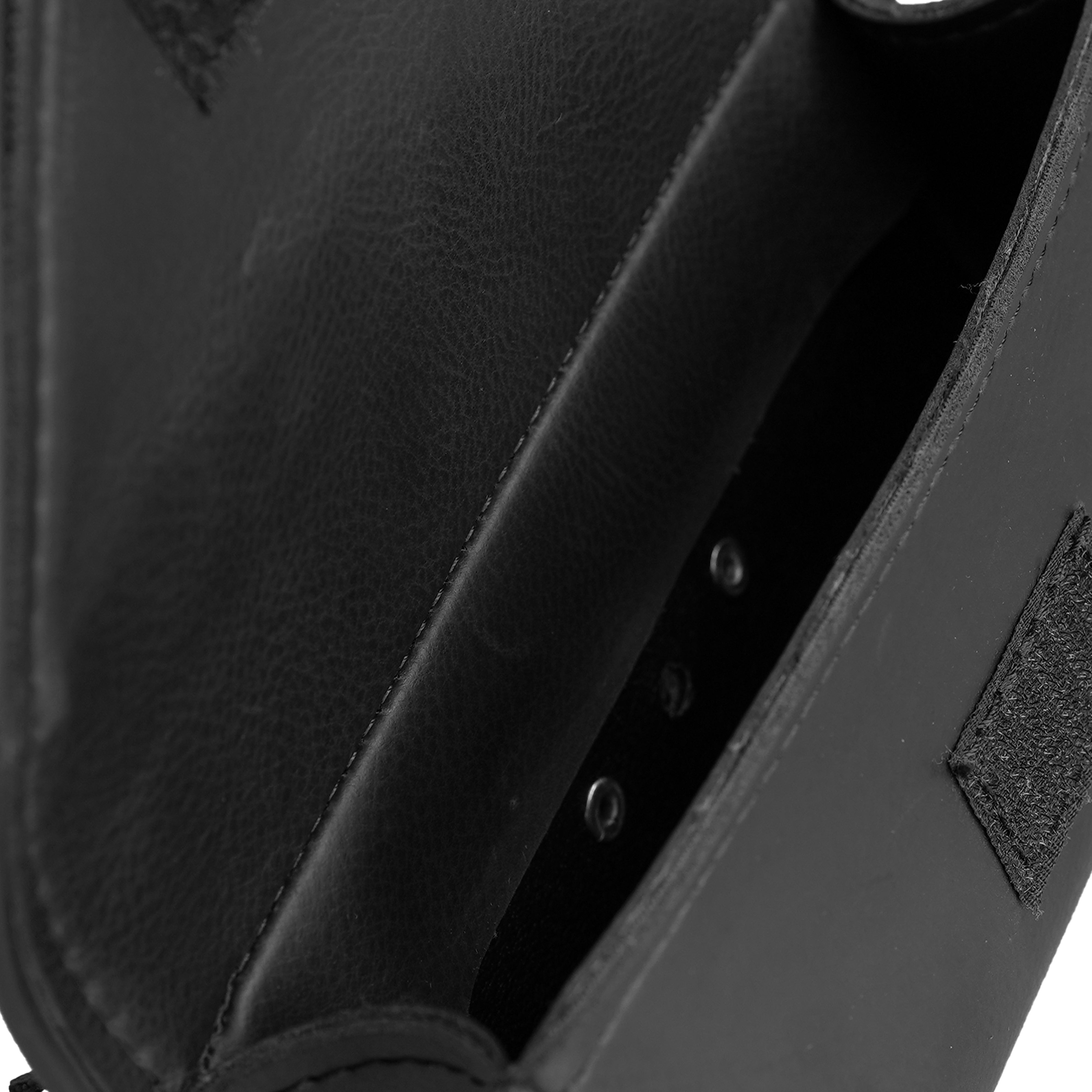 RoadGrip - Windshield/Tool Bag Combo w/ Velcro