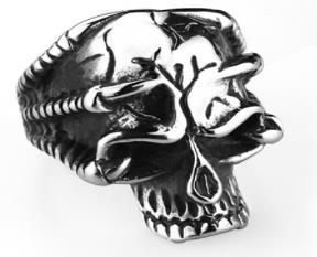 R149 Stainless Steel Broken Skull Face Skull Biker Ring | Rings